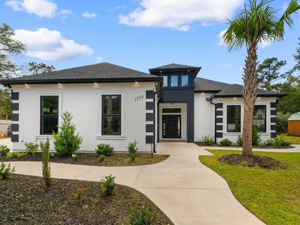 1559 Old Tram Rd., Little River, SC 29566