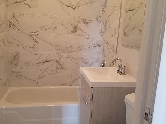 3rd image of 4150 Parkside Ave APT 301