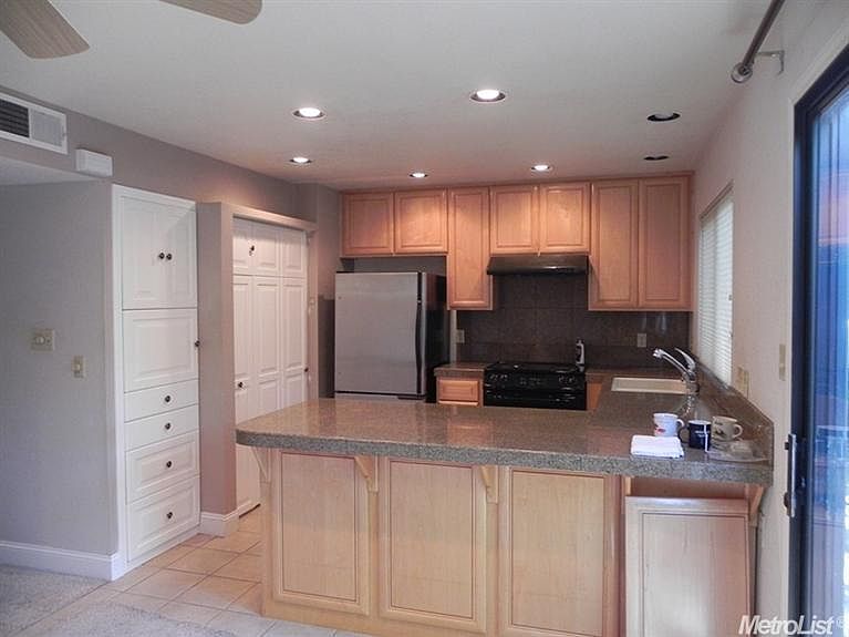1st image of 2270 Sierra Blvd APT C