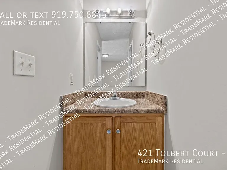421 Tolbert Ct #C — Photo 17