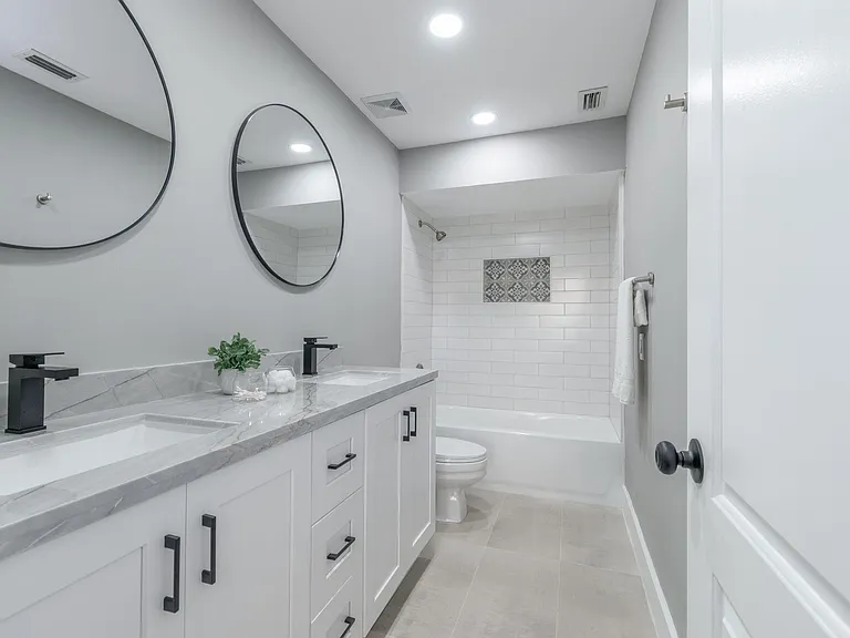 1579 Springside Dr — Photo 14