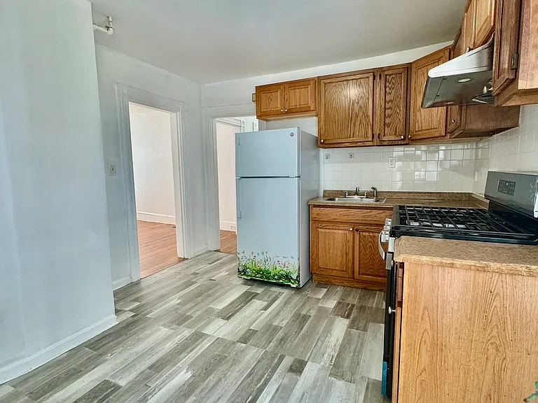 68 Farrington St #1 — Photo 18