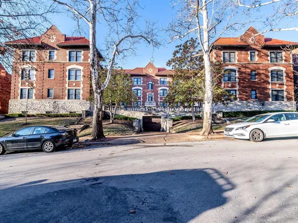 7525 Buckingham Dr APT 1N, Saint Louis, MO 63105