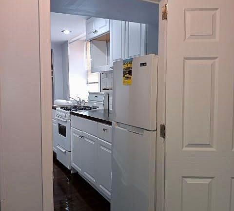 2nd image of 363 Leverington Ave #1R