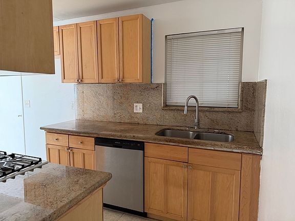 3rd image of 9328 Lujan Dr