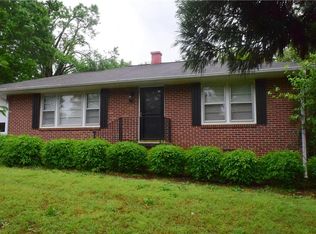 202 Manchester Cir, Anderson, SC 29625