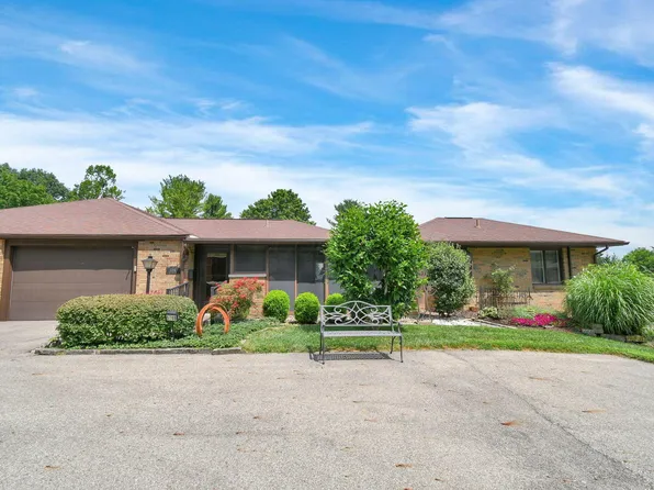 578 Swansea Rd APT B, Newark, OH 43055