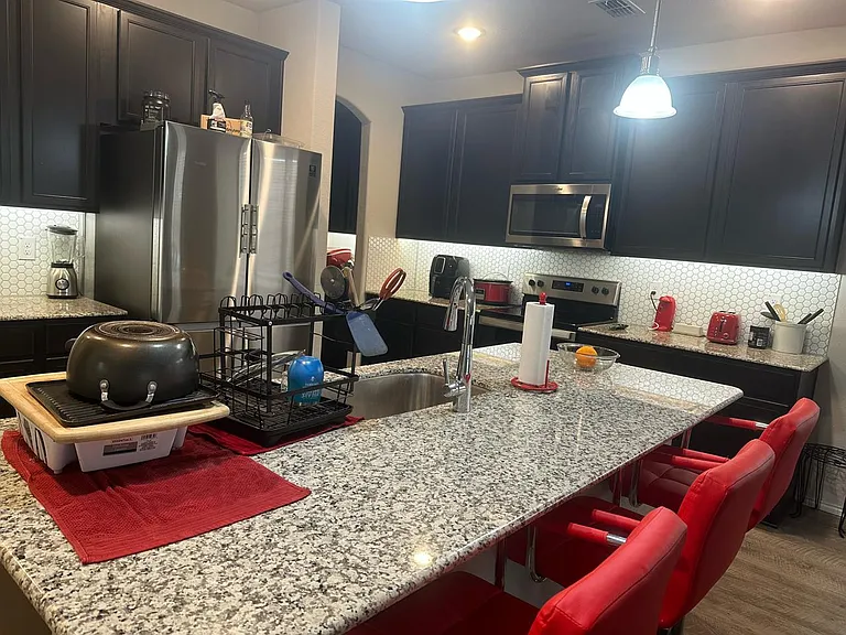 8981 Fair Oaks Dr — Photo 6