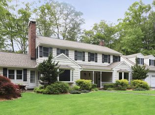 7 Timber Ln, Darien, CT 06820