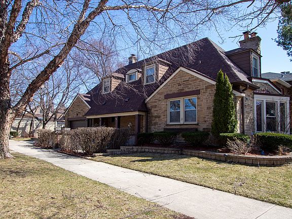 1859 N Rutherford from the corner of Rutherford Avenue and Cortland Street.