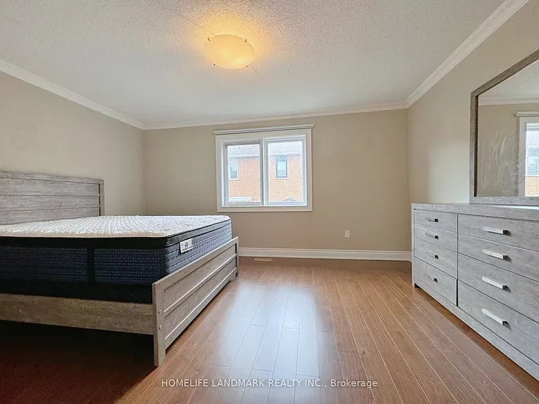 54 Bluewater Ct — Photo 16