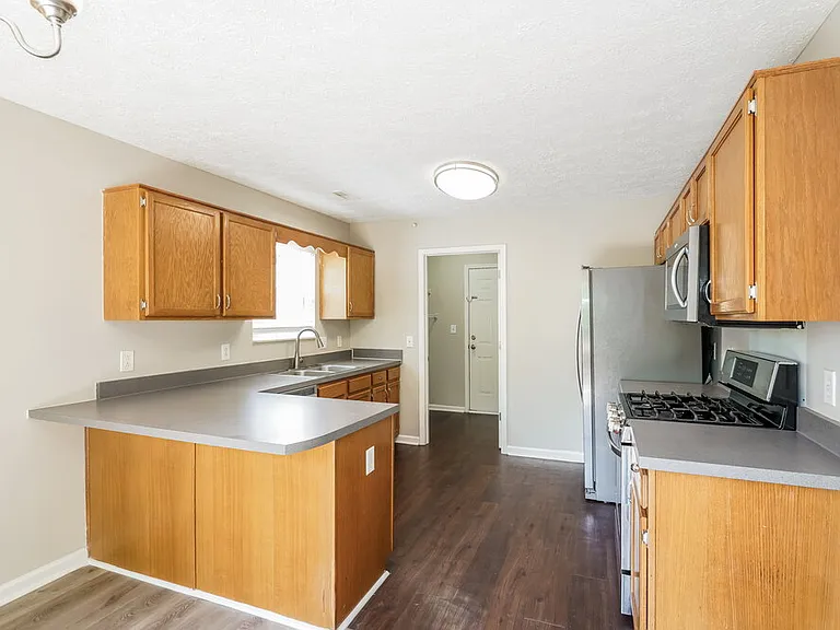 3505 Glenfalls Dr — Photo 7
