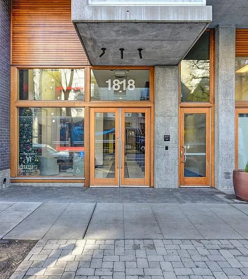 1818 L St #706 — Photo 1