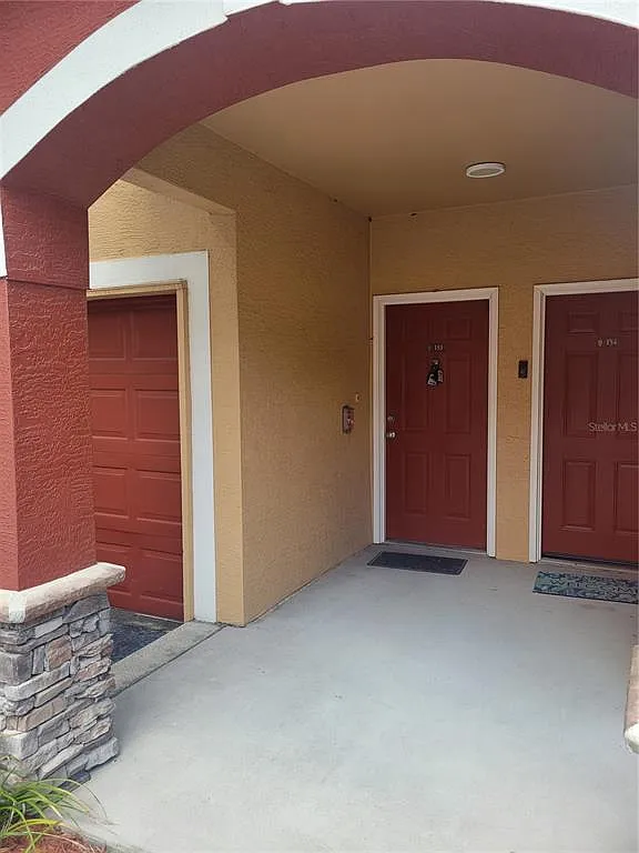 2 bed, 2.0 bath, 1165 sqft, $2,200 — Photo 2