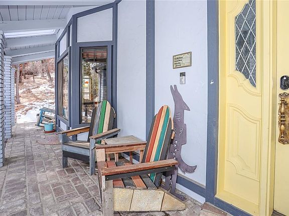 4th image of 889 S Waldstrasse Way