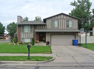 5671 Woodshire Pl, Ogden, UT 84403