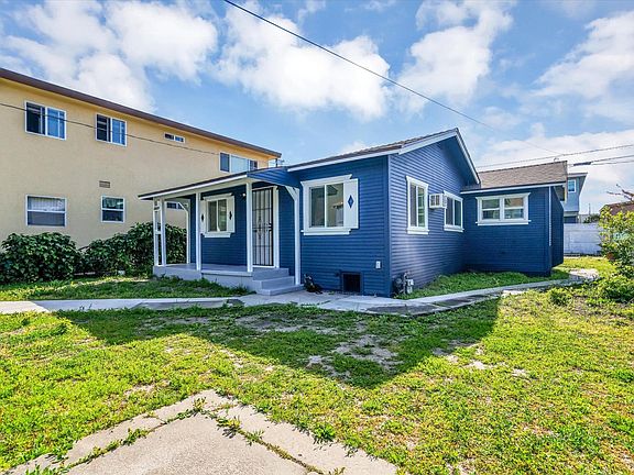 3rd image of 1961 S Holt Ave #2