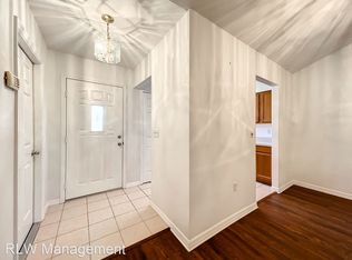 1554 Grove Ct, Tavares, FL 32778