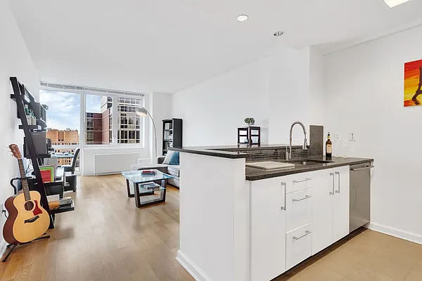 Rented by Cooper & Cooper Real Estate | media 2