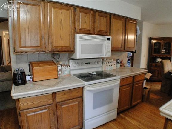 5th image of 11483 Balfour Dr