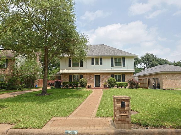 2nd image of 14906 El Miranda Dr