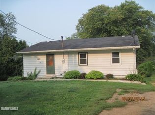 100 S Mill Ln, Cedarville, IL 61013