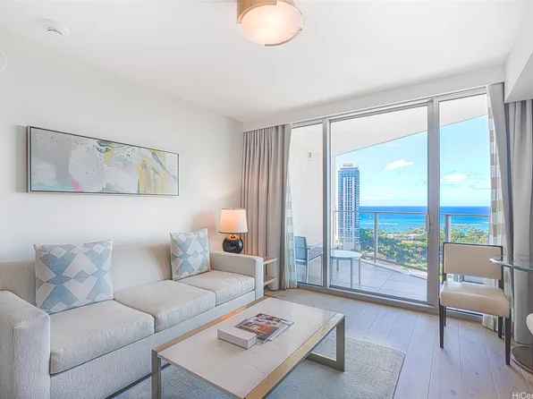 2139 Kuhio Ave #2307, Honolulu, HI 96815