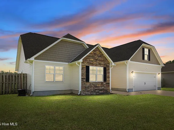 501 Violet Court, Maysville, NC 28555