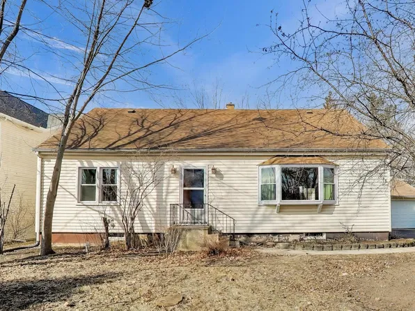 23576 N Melody Ln, Lake Zurich, IL 60047