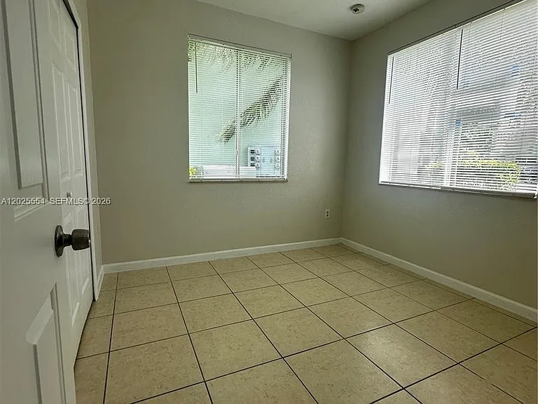 2718 SE 15th Pl #147 — Photo 11