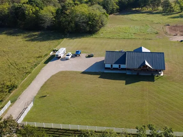 6944 Hillsboro Rd, Bonne Terre, MO 63628