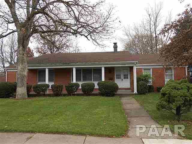 1st image of 1922 Saint Clair Dr