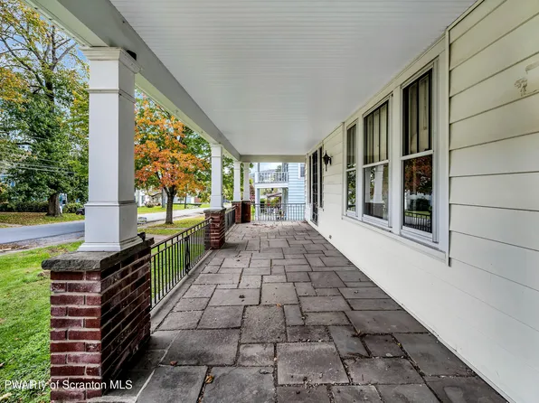 6993 Maple St, Kingsley, PA 18826
