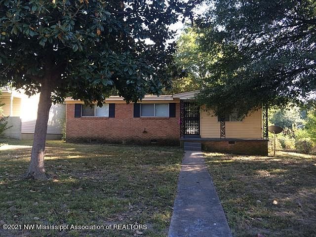 1st image of 1705 Whitehead Dr