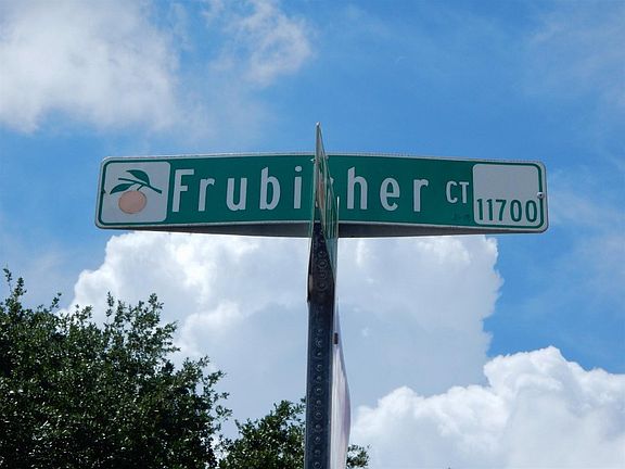 5th image of 11754 Frubisher Ct