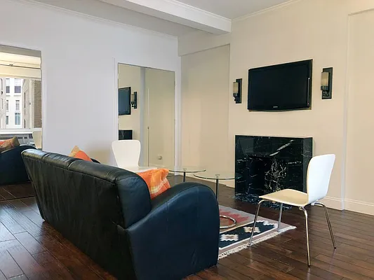 Rented by MOTION New York | media 11