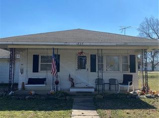 804 E Perry St, Arma, KS 66712