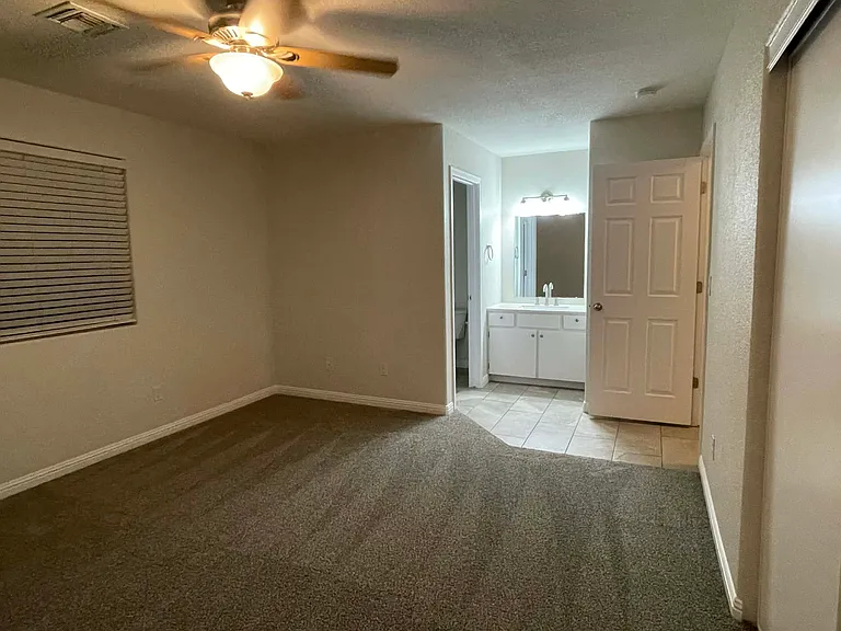 1930 Magnolia Dr #102 — Photo 10