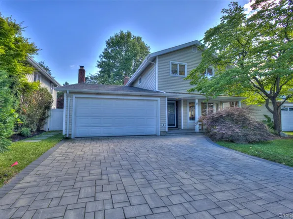 18 Seaview Ln, Port Washington, NY 11050