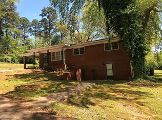 219 Dogwood Ave, Cornelia, GA 30531