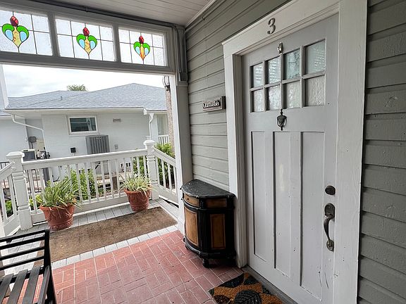 2nd image of 105 Marine St APT 3