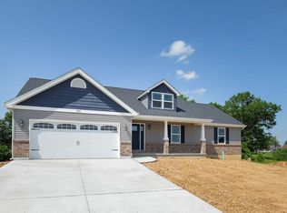 128 Palace Way Dr, Troy, MO 63379