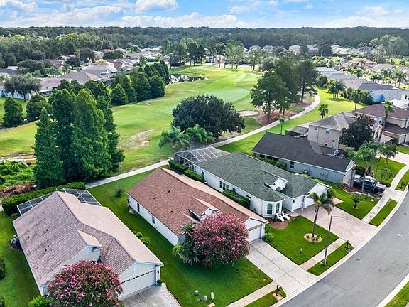 3rd image of 3624 CRESTHILL LANE