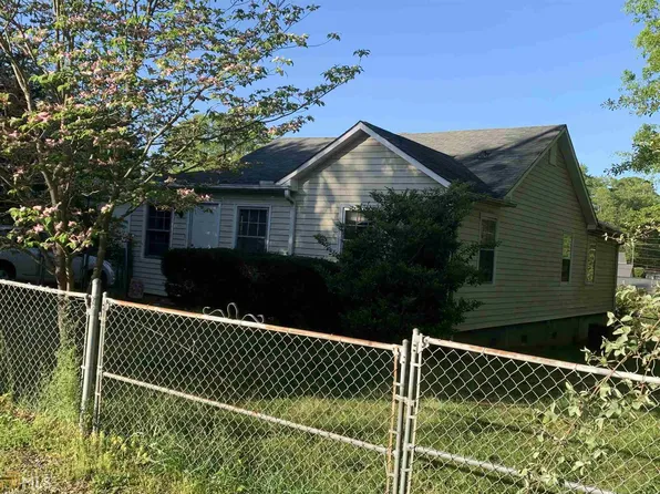 92 Branch St, Toccoa, GA 30577