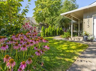 6215 SE 49th Ave, Portland, OR 97206