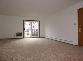 4085 S 84th St APT 2, Greenfield, WI 53228