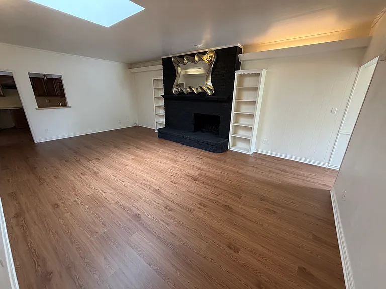 2418 Guerrero Dr — Photo 9