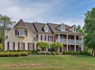 5 Whitlock Ct, Somers, NY 10589