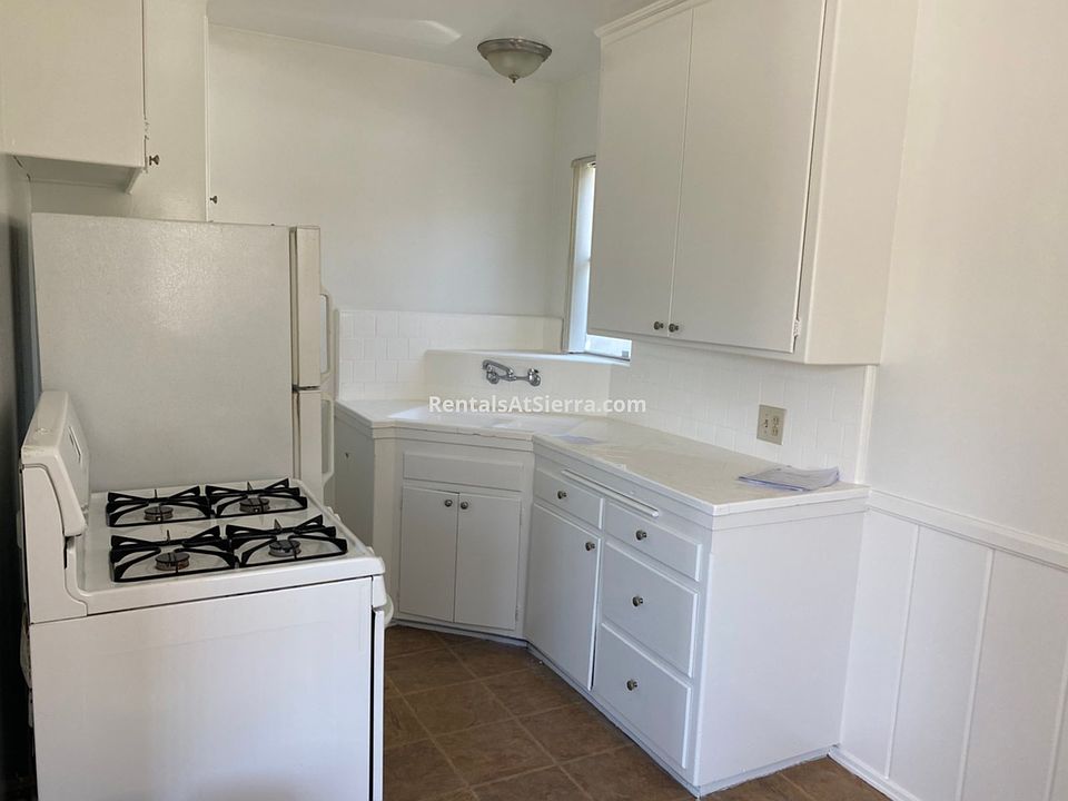 1st image of 2337 Montrose Ave APT A