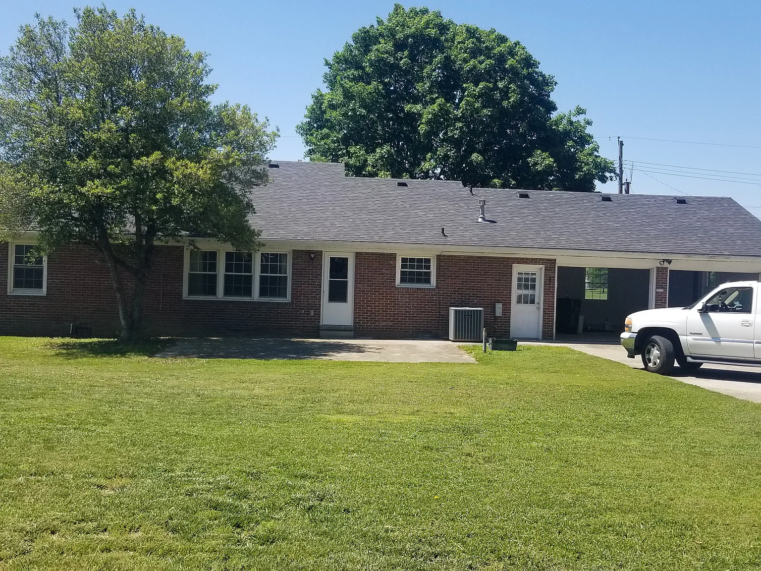 3 bed, 1800 sqft, $2,000 — Photo 4